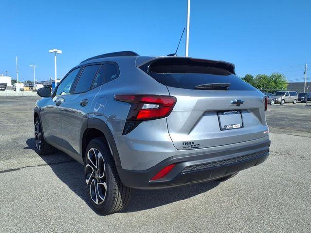 new 2025 Chevrolet Trax car, priced at $26,423