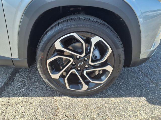 new 2025 Chevrolet Trax car, priced at $26,423