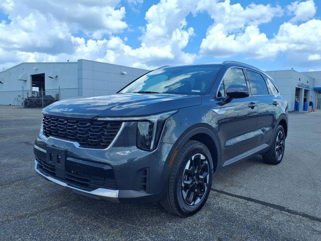 used 2024 Kia Sorento car, priced at $28,650