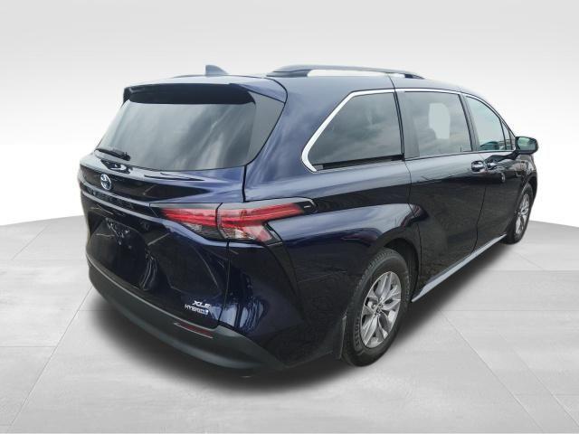 used 2022 Toyota Sienna car, priced at $43,285