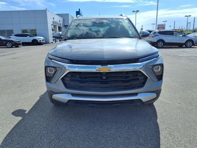 new 2025 Chevrolet TrailBlazer car, priced at $26,667