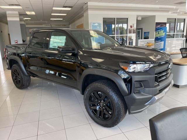 new 2024 Chevrolet Colorado car, priced at $43,067