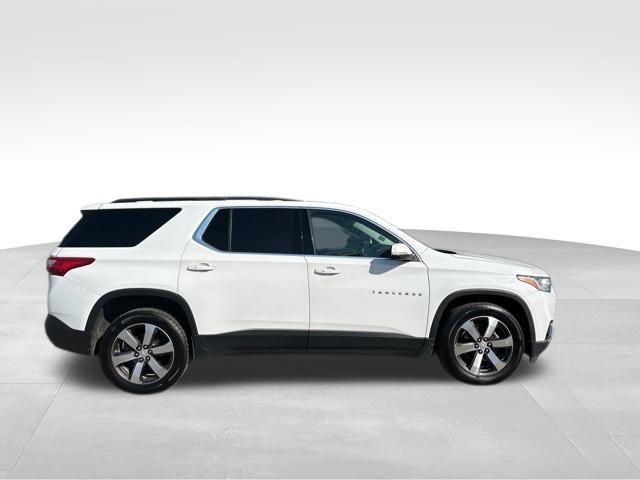 used 2021 Chevrolet Traverse car, priced at $16,000