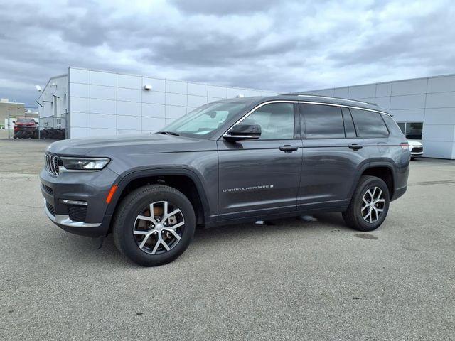 used 2023 Jeep Grand Cherokee L car, priced at $32,957