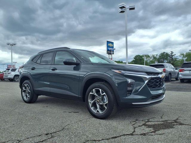 new 2025 Chevrolet Trax car, priced at $25,161