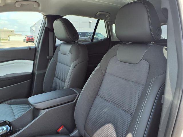 new 2025 Chevrolet Trax car, priced at $25,161