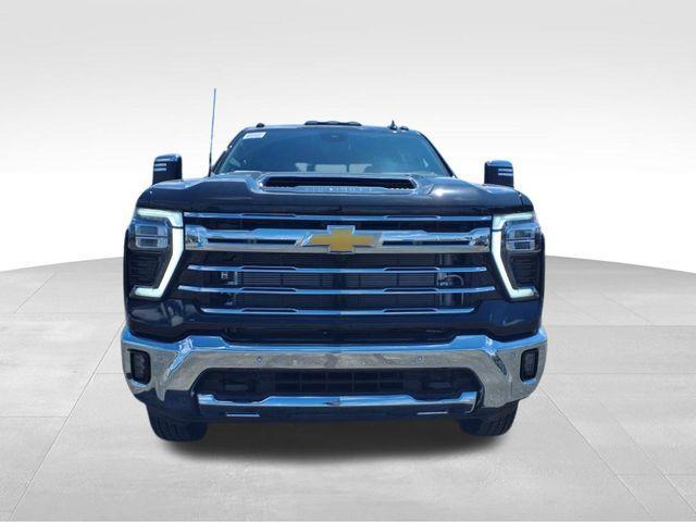 new 2025 Chevrolet Silverado 3500 car, priced at $79,607