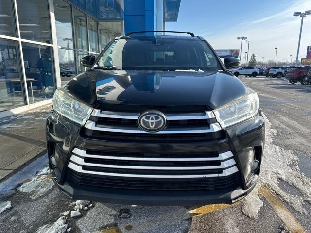 used 2017 Toyota Highlander car, priced at $21,989