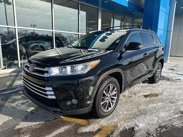 used 2017 Toyota Highlander car, priced at $21,989