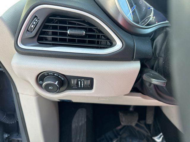 used 2022 Chrysler Pacifica car, priced at $20,799