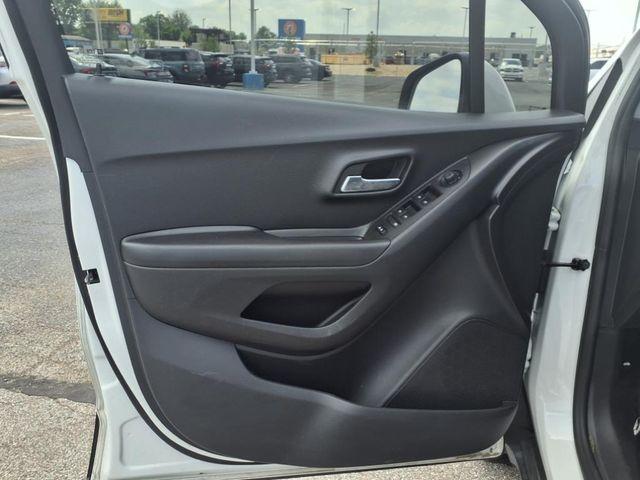 used 2022 Chevrolet Trax car, priced at $18,689