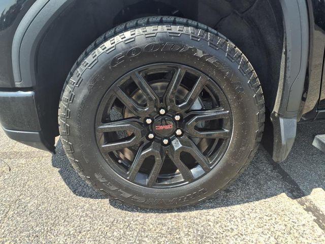 used 2023 GMC Sierra 1500 car, priced at $42,289