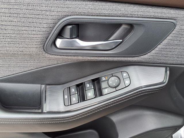 used 2021 Nissan Rogue car, priced at $17,957