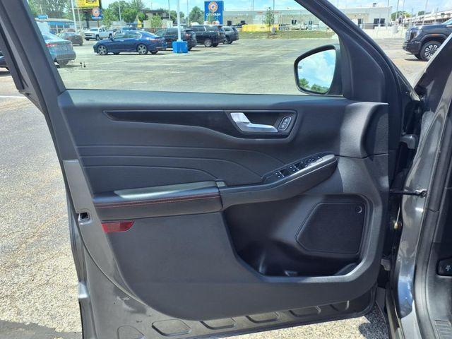 used 2022 Ford Escape car, priced at $25,575