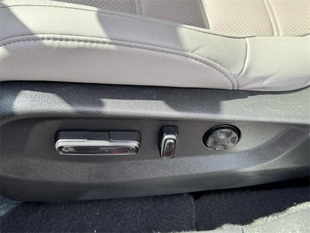 used 2022 Honda CR-V car, priced at $26,033
