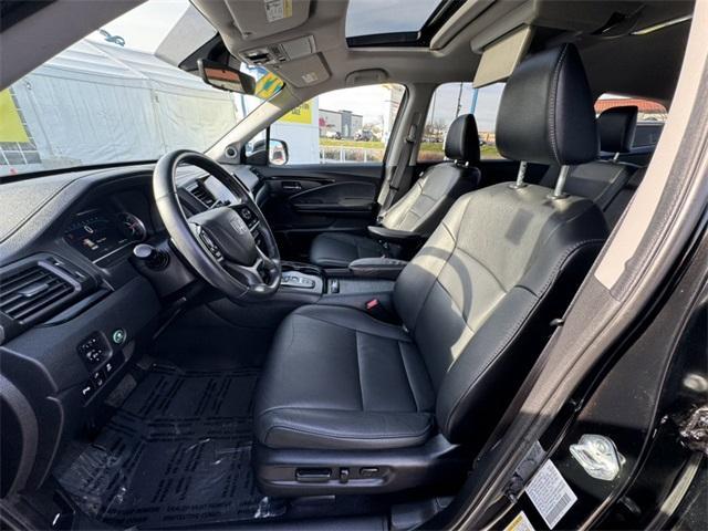 used 2022 Honda Pilot car, priced at $36,733