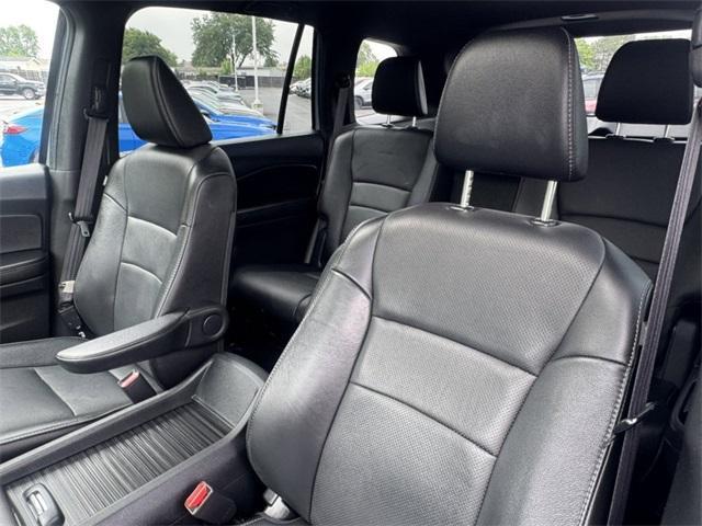 used 2022 Honda Passport car, priced at $34,033