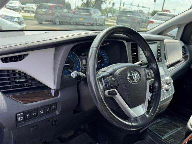used 2018 Toyota Sienna car, priced at $24,333