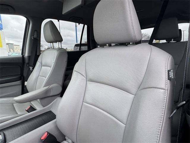 used 2020 Honda Pilot car, priced at $29,333