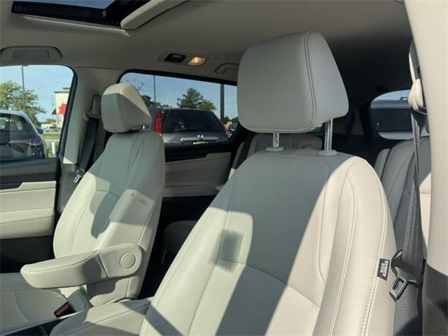 used 2025 Honda Odyssey car, priced at $38,333