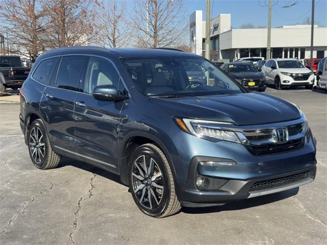 used 2022 Honda Pilot car, priced at $31,499