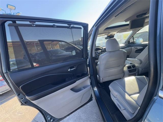 used 2022 Honda Pilot car, priced at $31,499