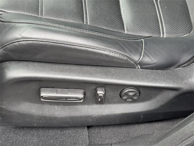 used 2022 Honda CR-V car, priced at $27,333