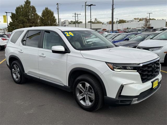 used 2024 Honda Pilot car, priced at $39,733