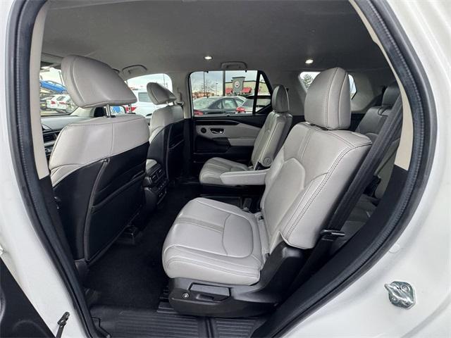 used 2024 Honda Pilot car, priced at $39,733