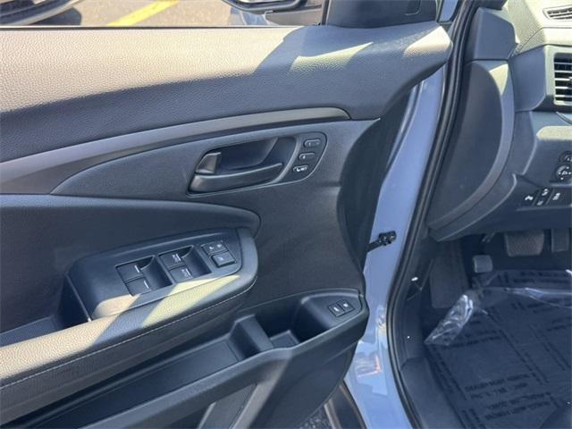 used 2022 Honda Passport car, priced at $32,933