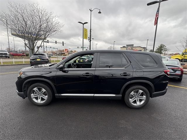 used 2023 Honda Pilot car, priced at $31,533