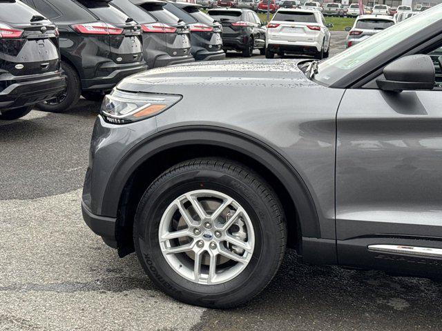 new 2025 Ford Explorer car, priced at $42,450