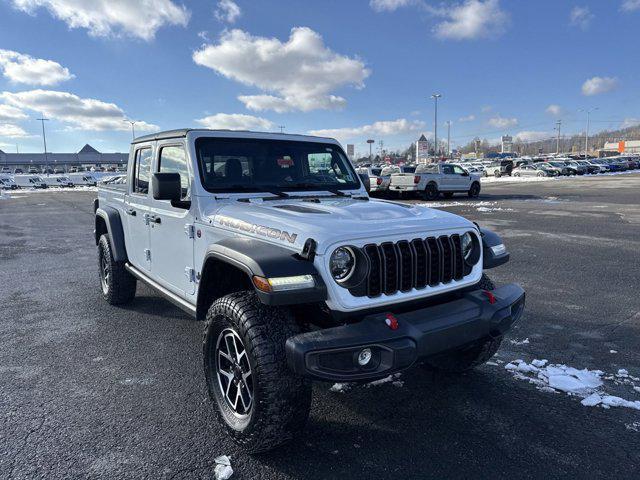 used 2024 Jeep Gladiator car, priced at $46,224