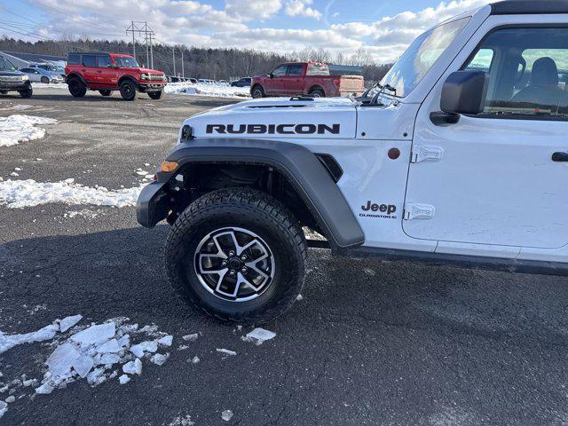 used 2024 Jeep Gladiator car, priced at $46,224