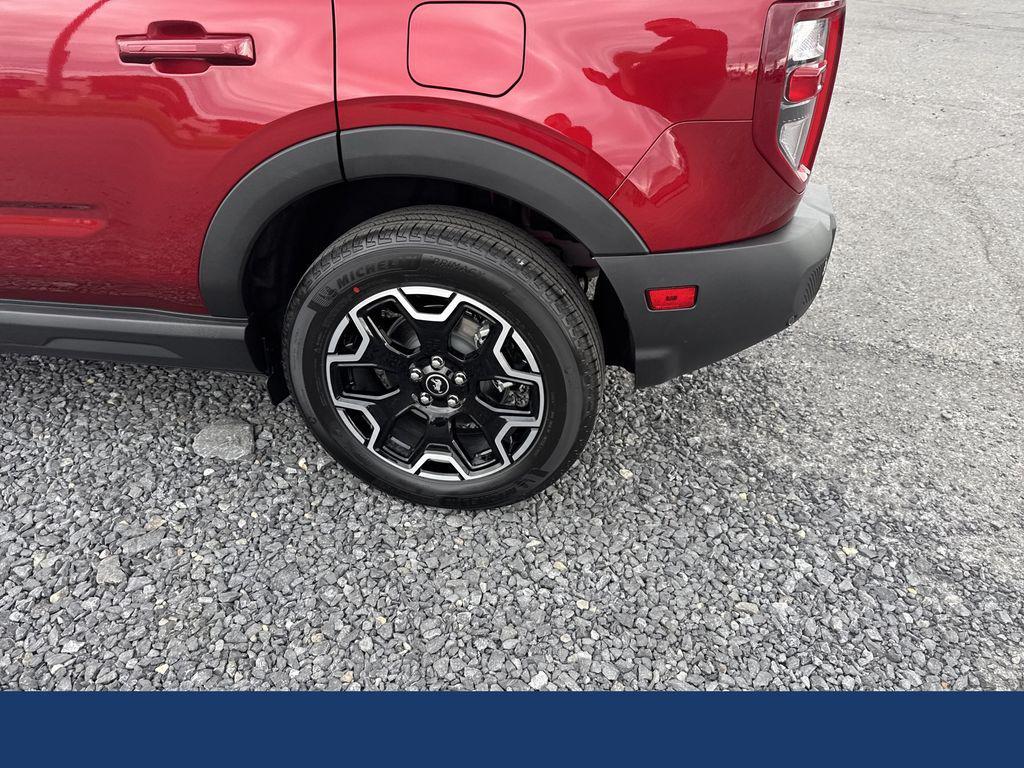 new 2025 Ford Bronco Sport car, priced at $36,706