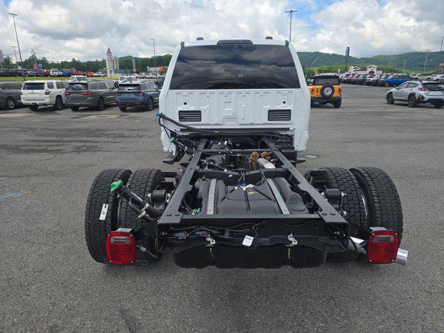 new 2025 Ford F-450 car, priced at $83,590