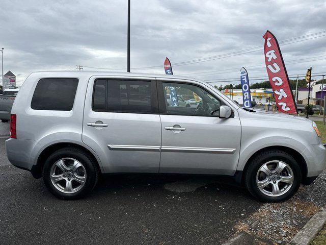 used 2015 Honda Pilot car, priced at $21,999