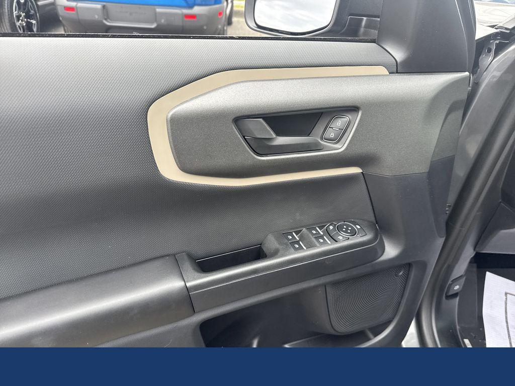 new 2025 Ford Bronco Sport car, priced at $31,976