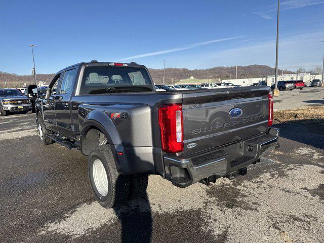 new 2025 Ford F-350 car, priced at $67,725