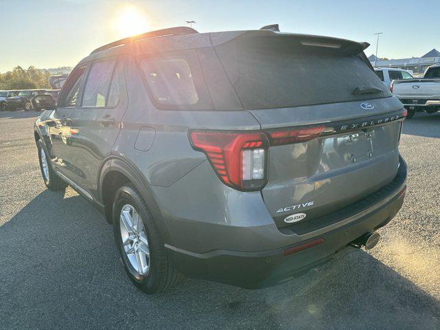 new 2025 Ford Explorer car, priced at $41,957