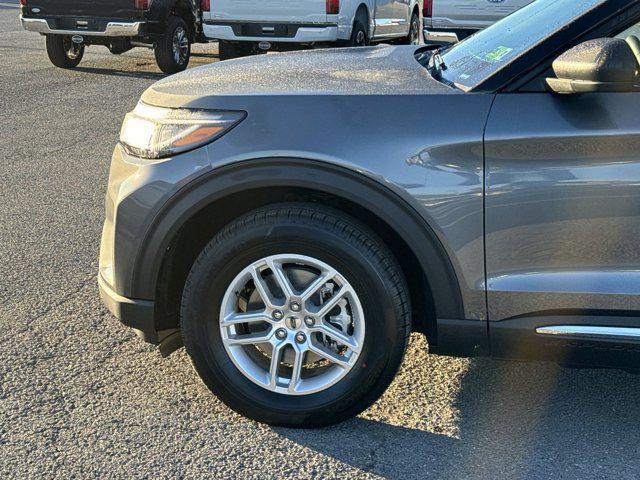 new 2025 Ford Explorer car, priced at $41,957