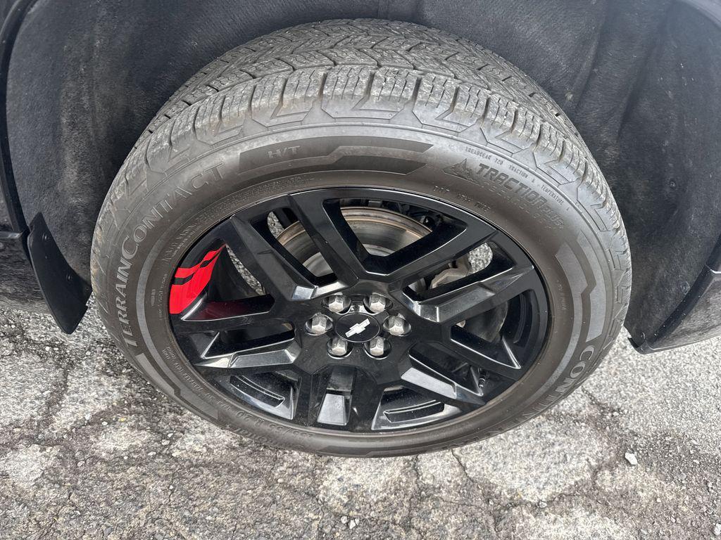 used 2021 Chevrolet Traverse car, priced at $29,364