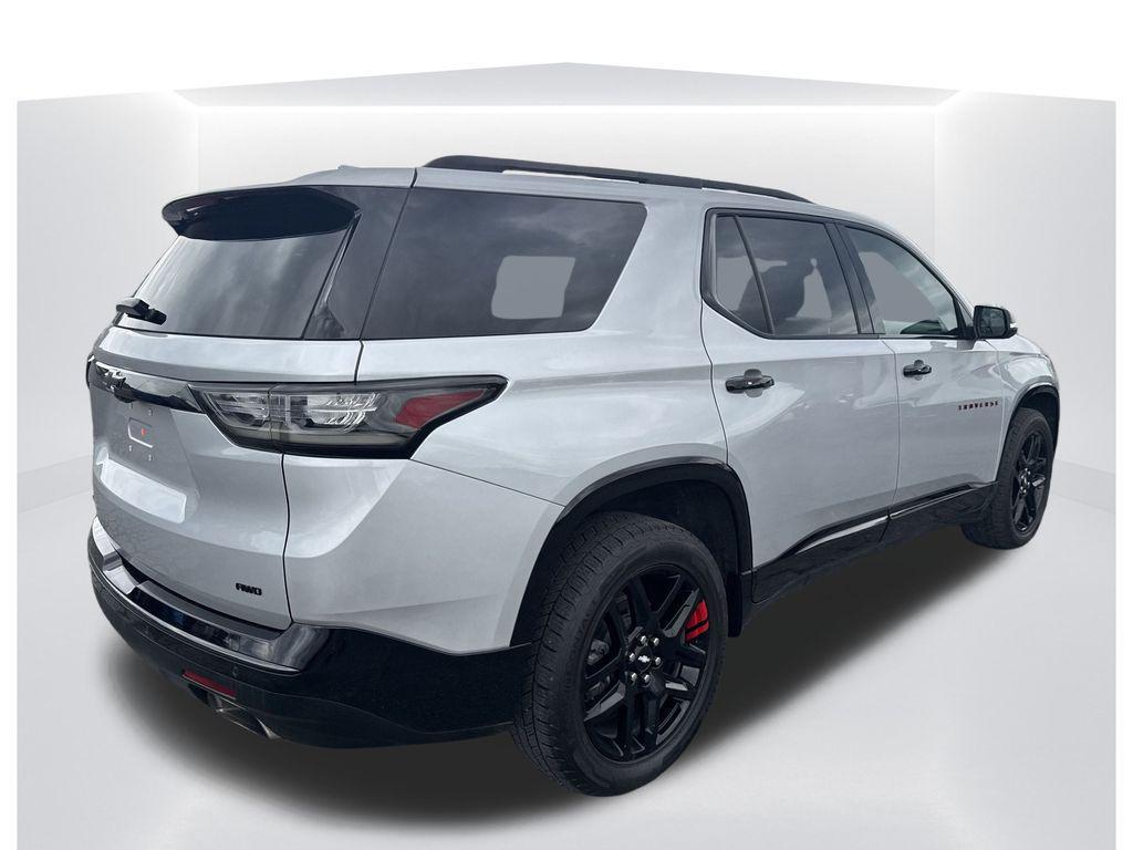 used 2021 Chevrolet Traverse car, priced at $29,364