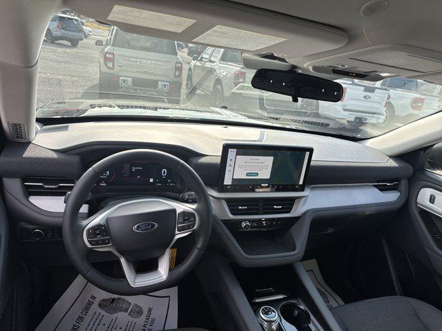 new 2025 Ford Explorer car, priced at $42,777