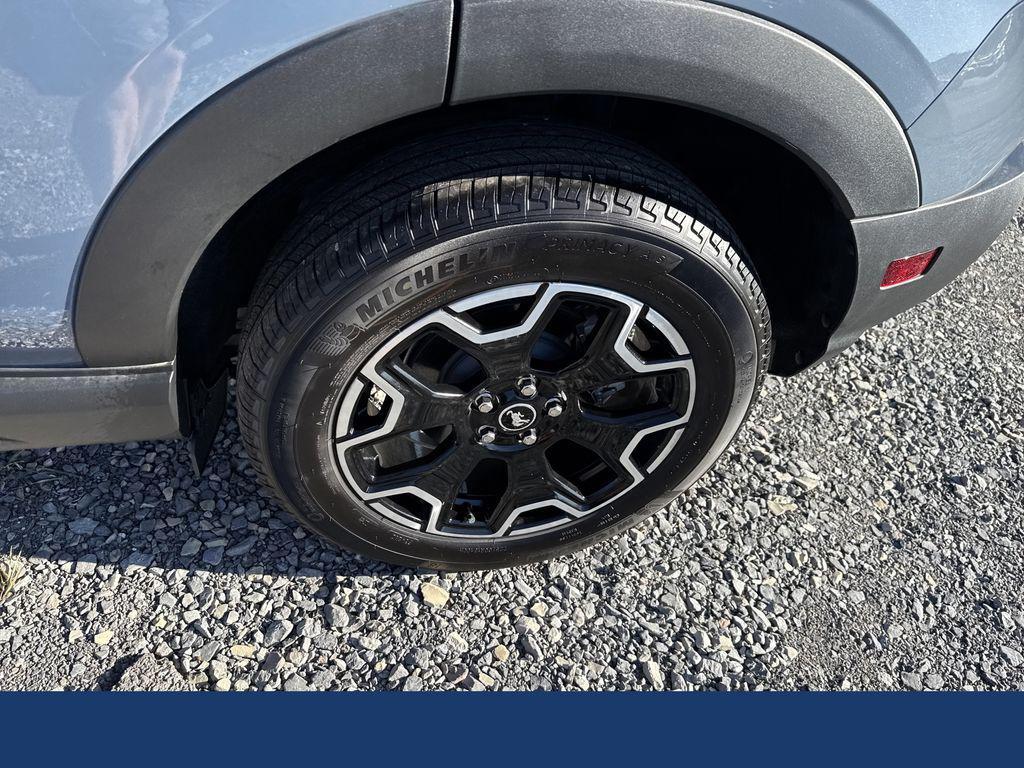 new 2025 Ford Bronco Sport car, priced at $37,723