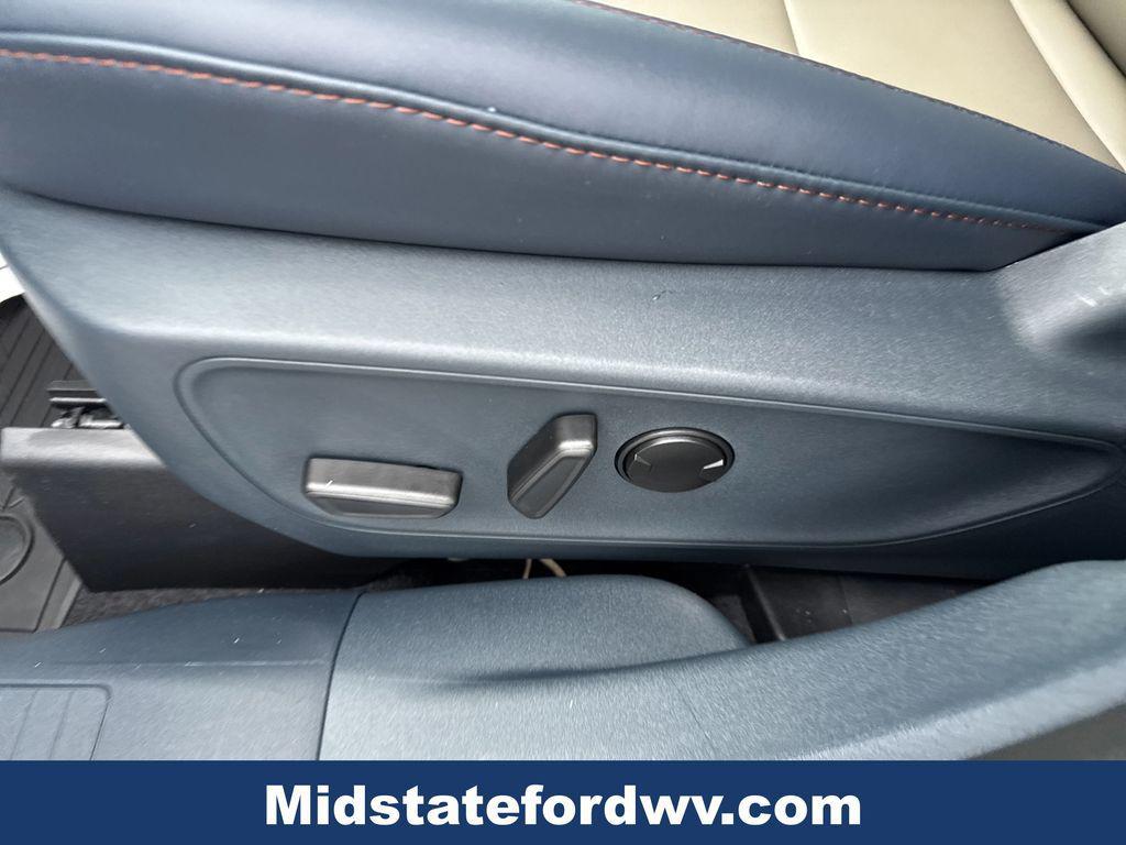 new 2025 Ford Maverick car, priced at $36,968