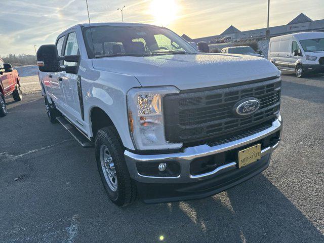 new 2024 Ford F-350 car, priced at $67,143