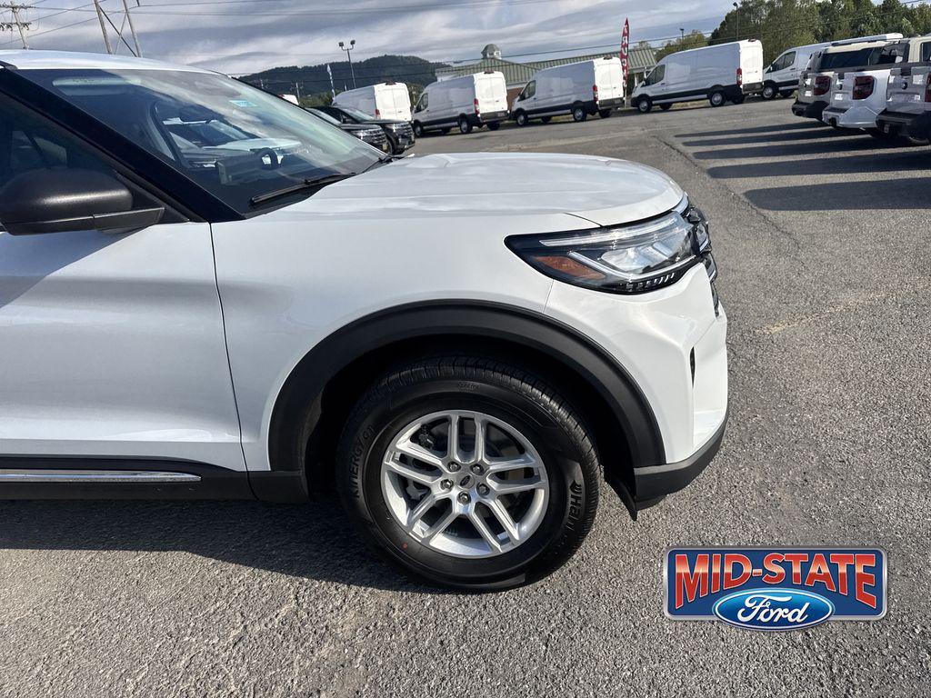 new 2025 Ford Explorer car, priced at $41,645
