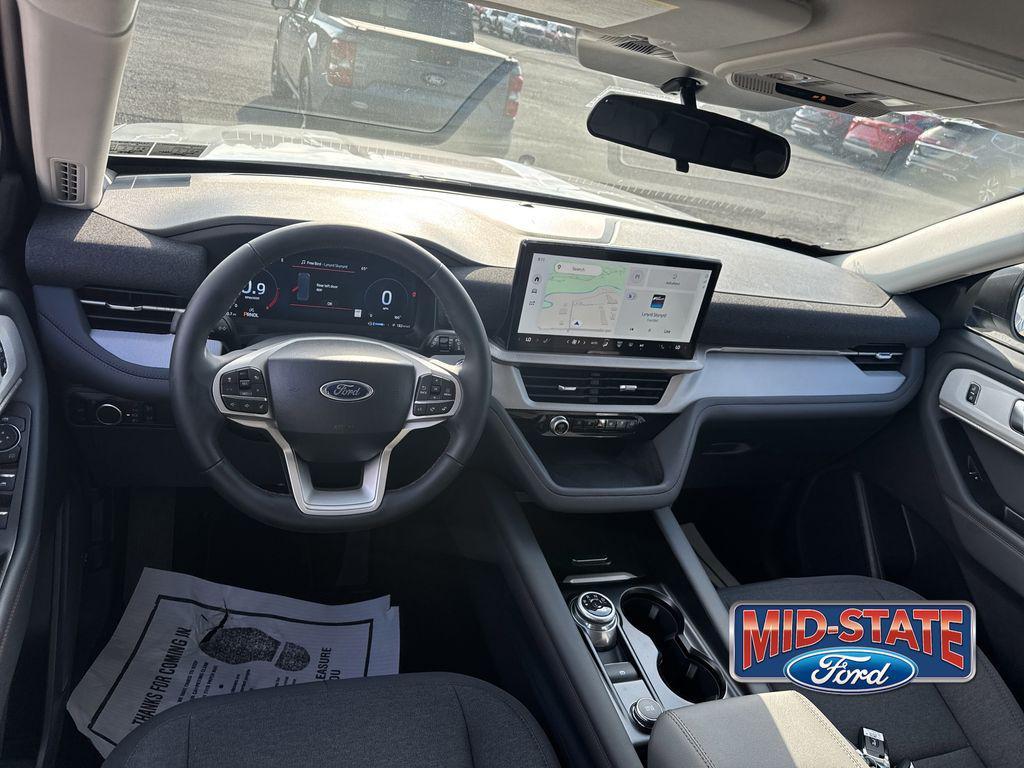 new 2025 Ford Explorer car, priced at $41,645