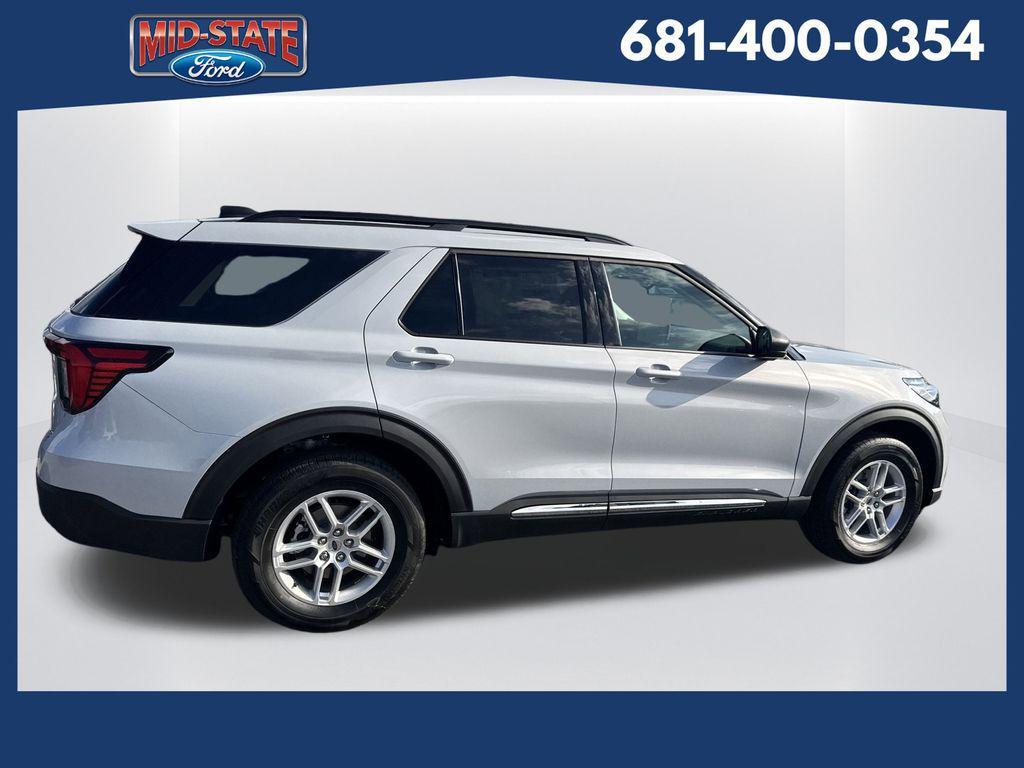 new 2025 Ford Explorer car, priced at $40,499
